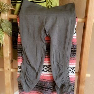 Lululemon awakening crop leggings